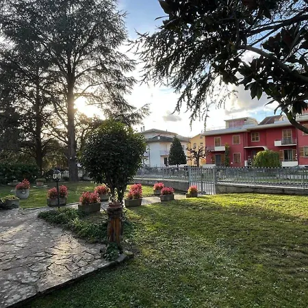 Vakantiehuis Casa Falco Urbania
